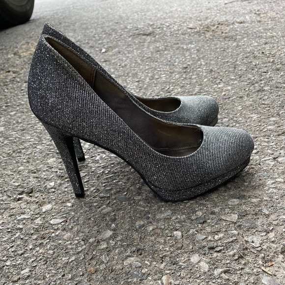 Sparkly Silver Heels - Picture 2 of 4